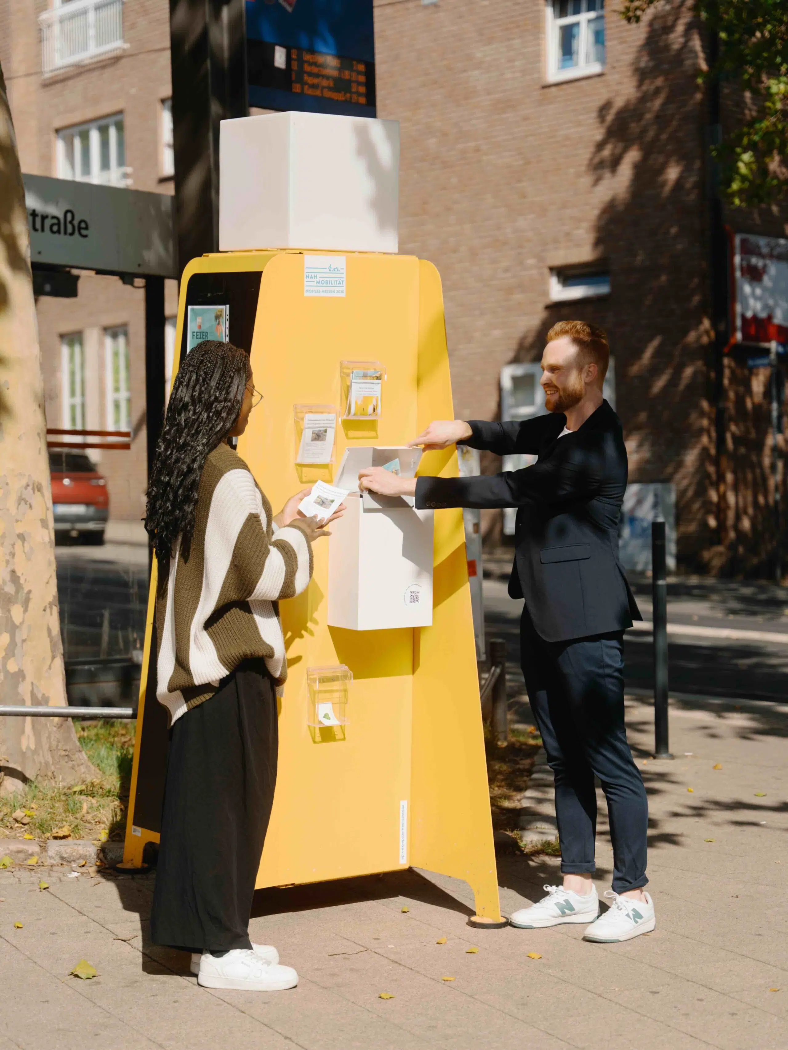 MITGEMACHT Infostele (mehrere Einheiten auf Lager) – Bild 4